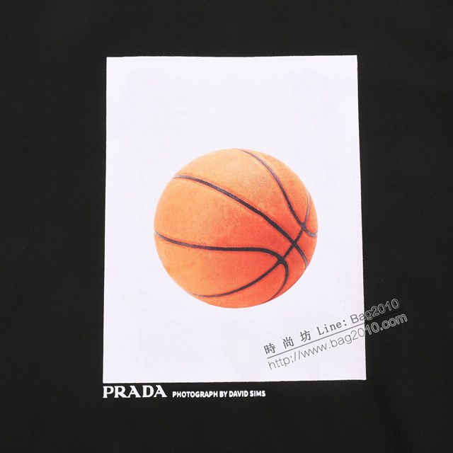 Prada專櫃普拉達2023SS新款印花T恤 男女同款 tzy2842
